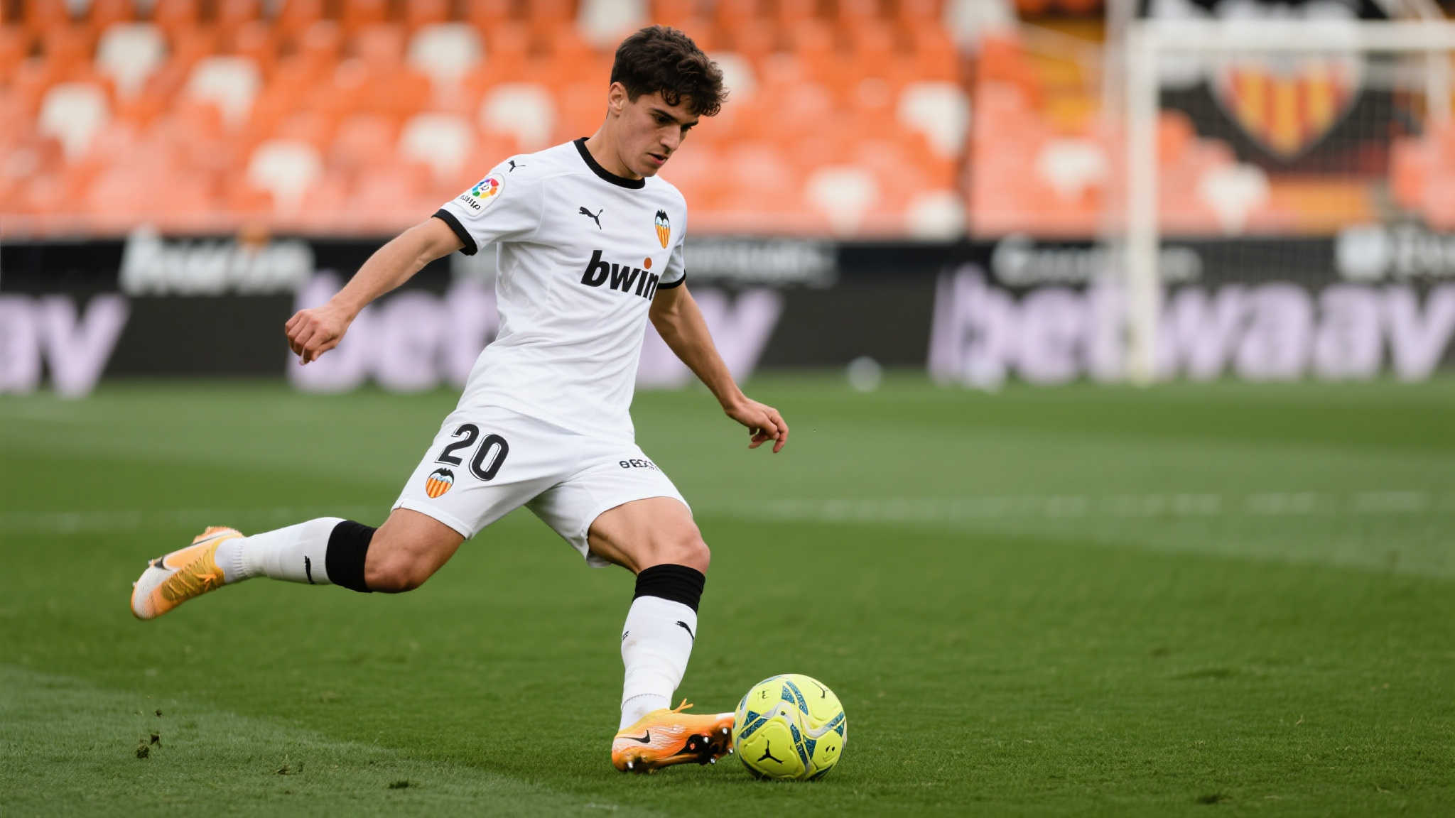 阿斯：巴雷内切亚告别瓦伦西亚，即将回归阿斯顿维拉并等待新征程